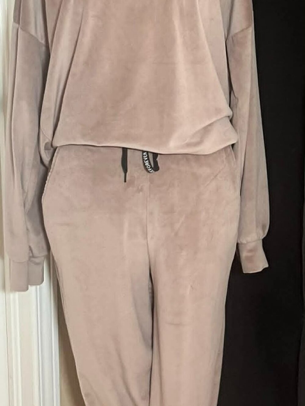 Gorgeous Velour Jogging Suits from Italy (E33) - Picture 2 of 9
